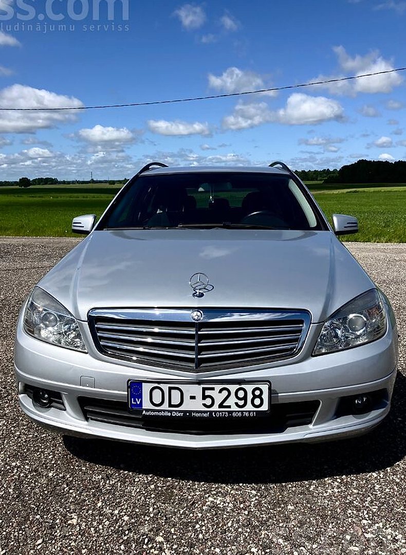 Mercedes-Benz C200 — foto 2