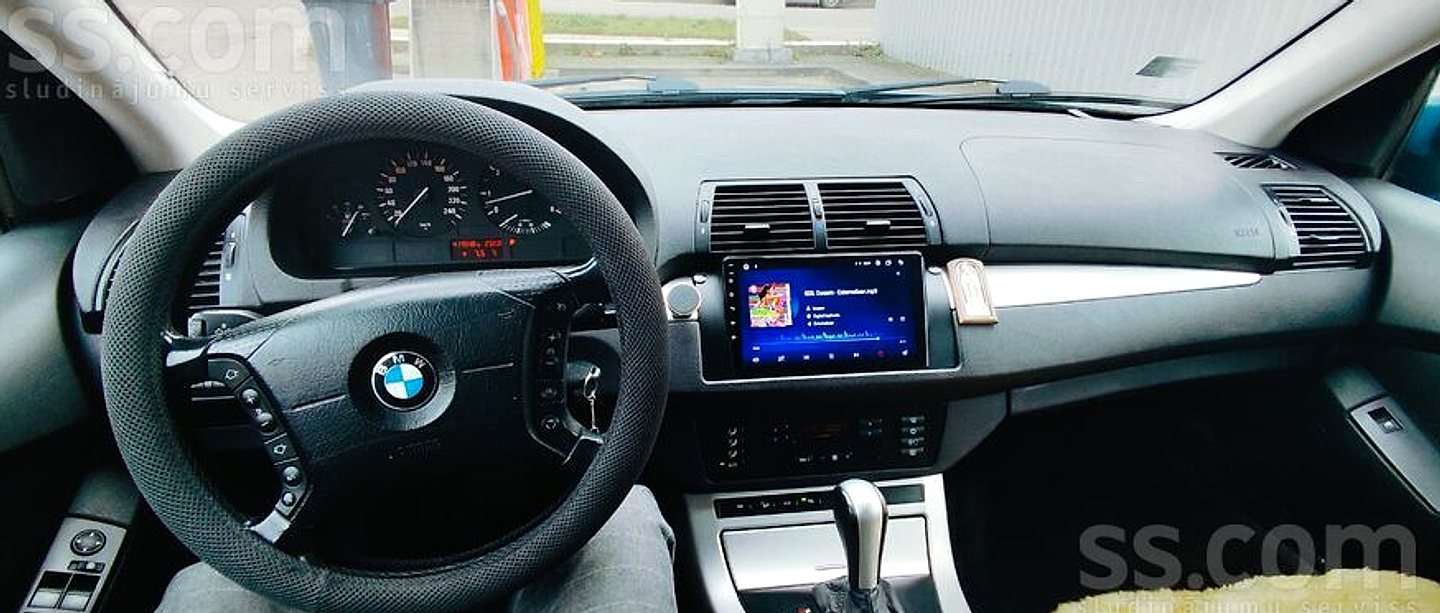 BMW X5 — foto 4