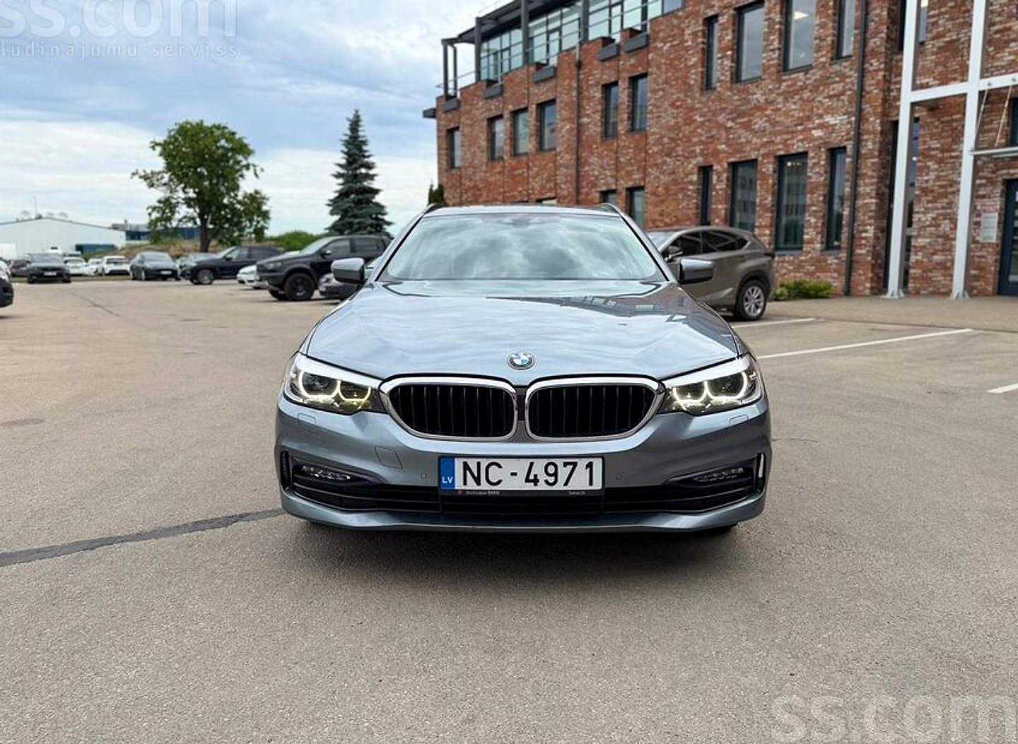 BMW 520 — foto 5
