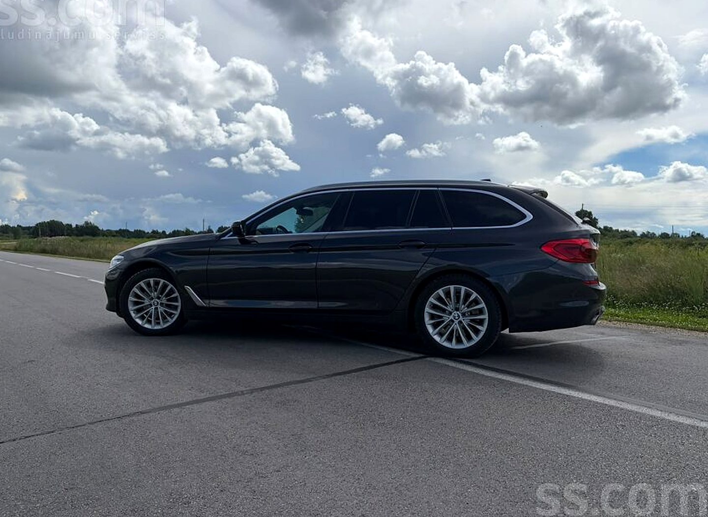 BMW 520 — foto 3