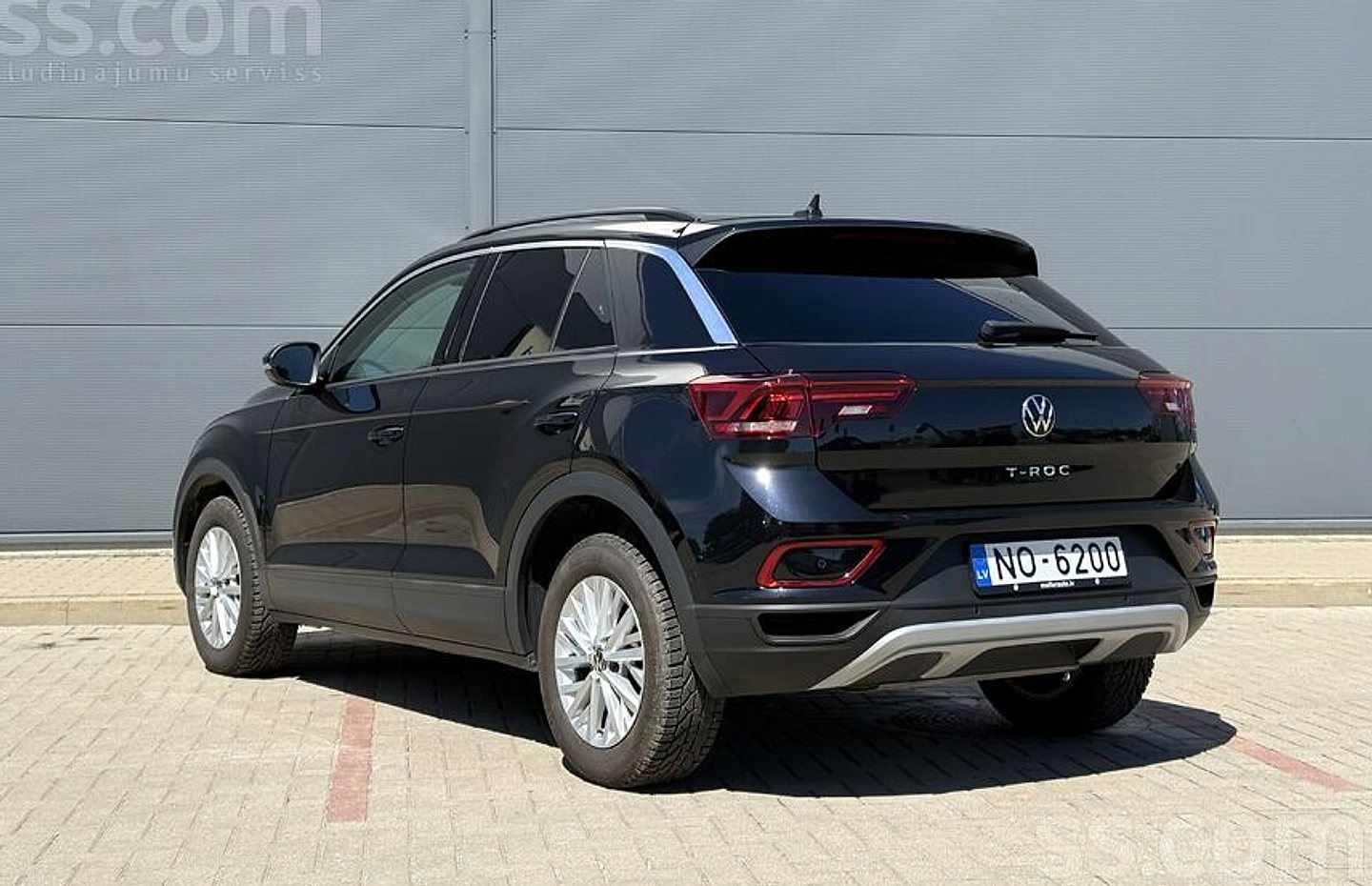 Volkswagen T-Roc — foto 4