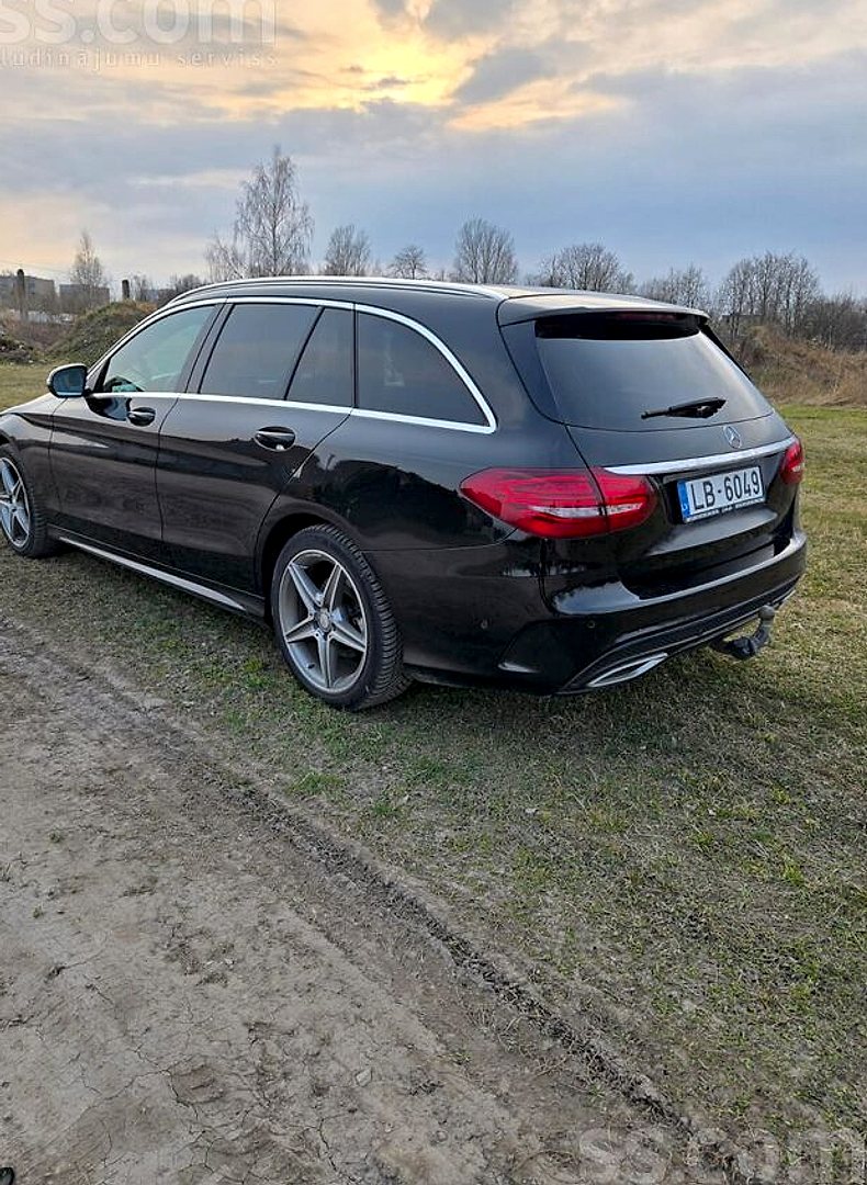 Mercedes-Benz C220 — foto 3