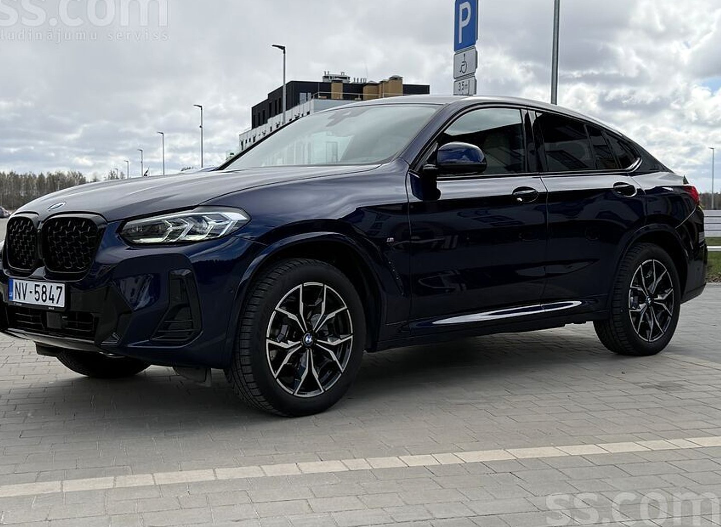 BMW X4 — foto 6