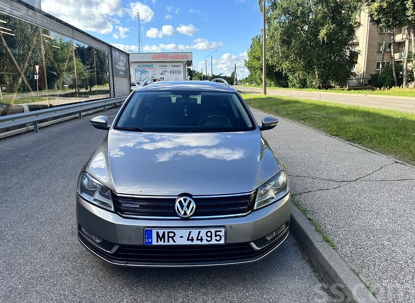 Volkswagen Passat (B7)