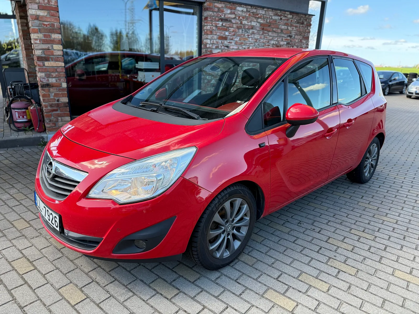 Opel Nav pieejams, 2011. gads