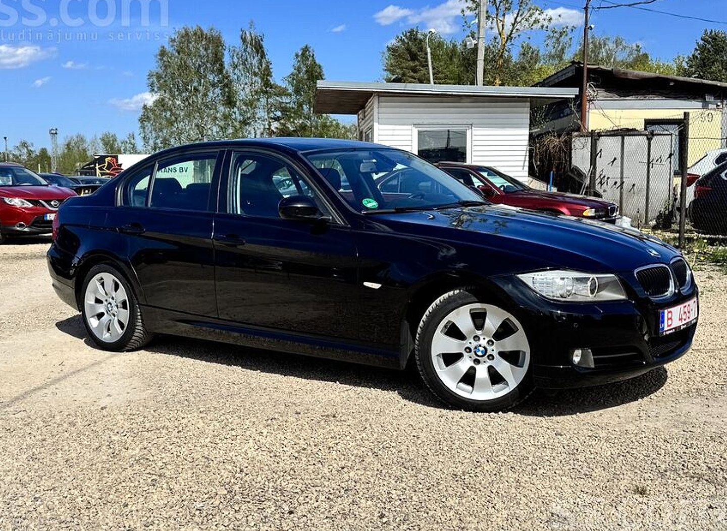 BMW 318 — foto 2