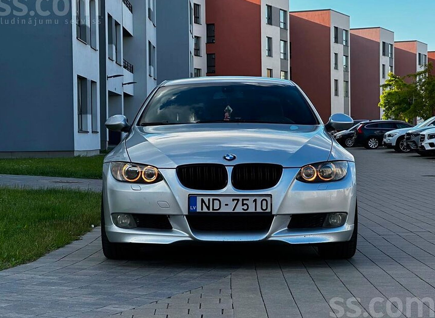 BMW 320 — foto 2