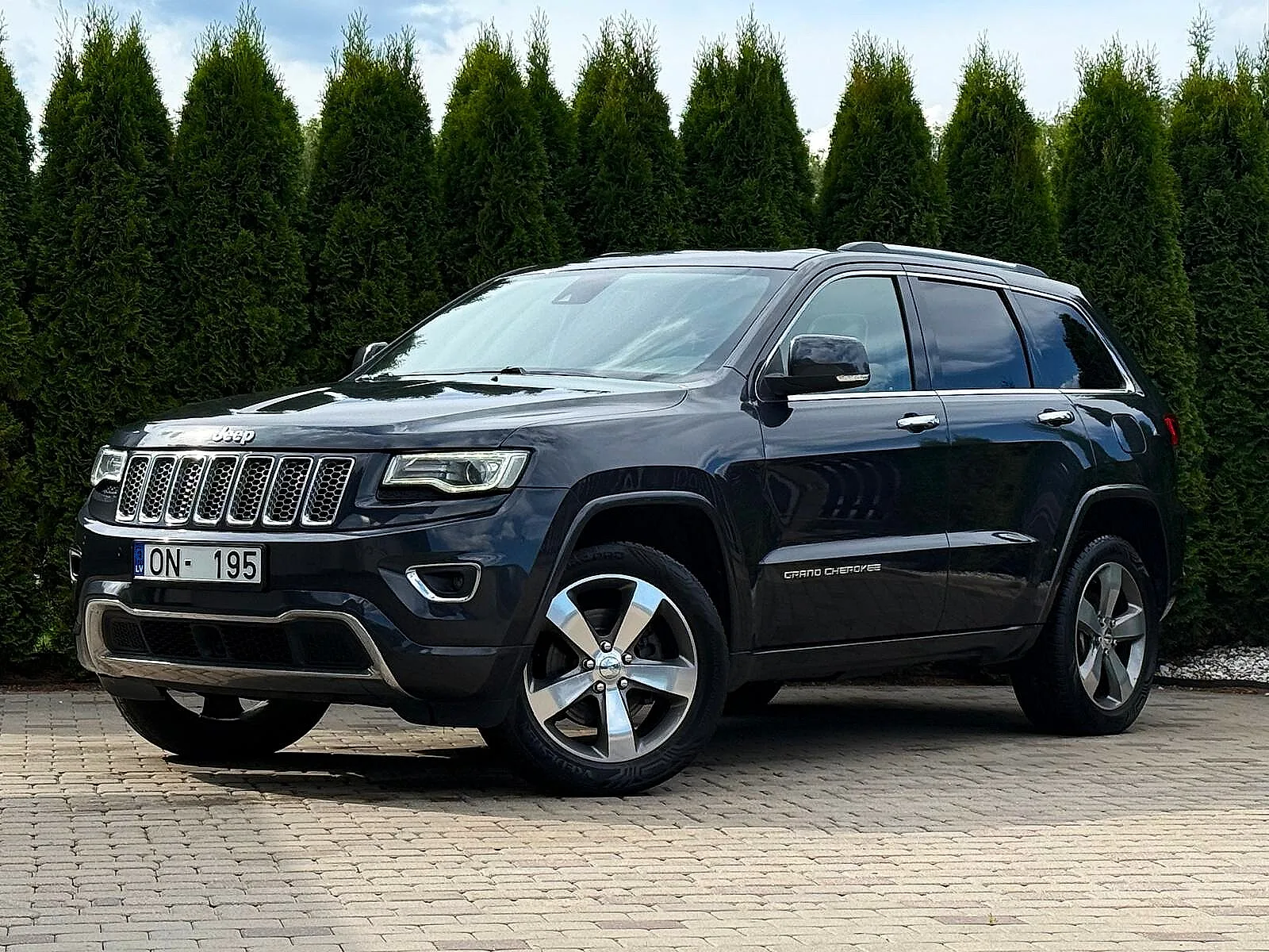 Jeep Grand Cherokee, 2014. gads