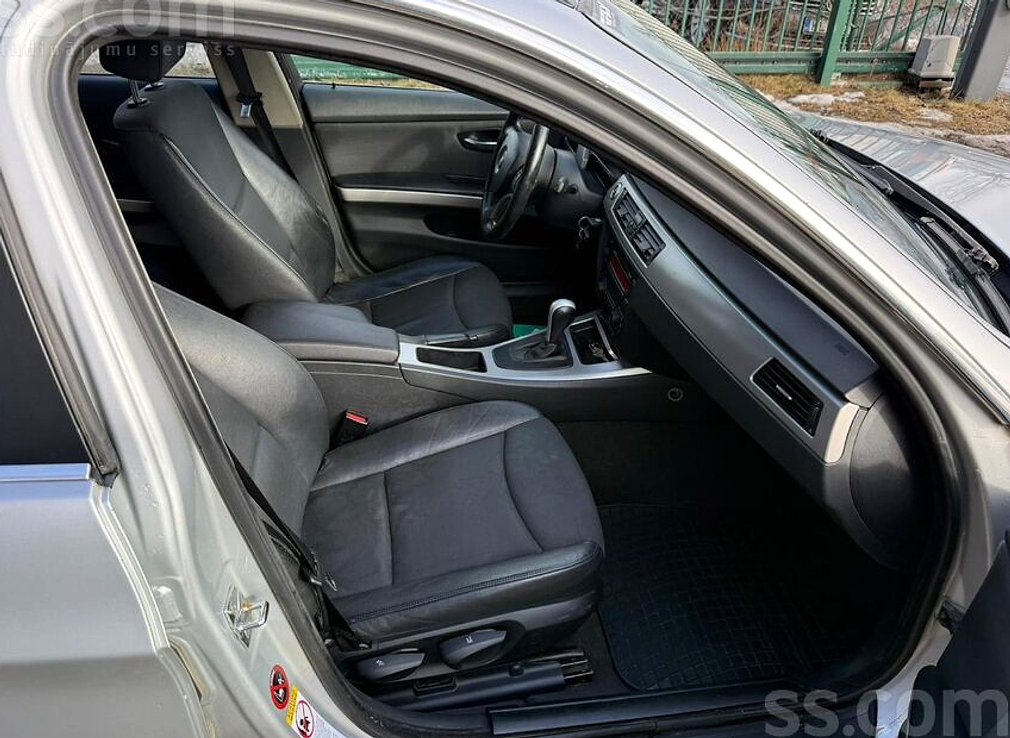 BMW 330 — foto 5