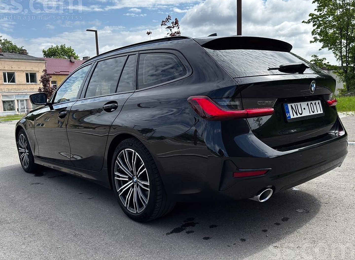 BMW 320 — foto 3