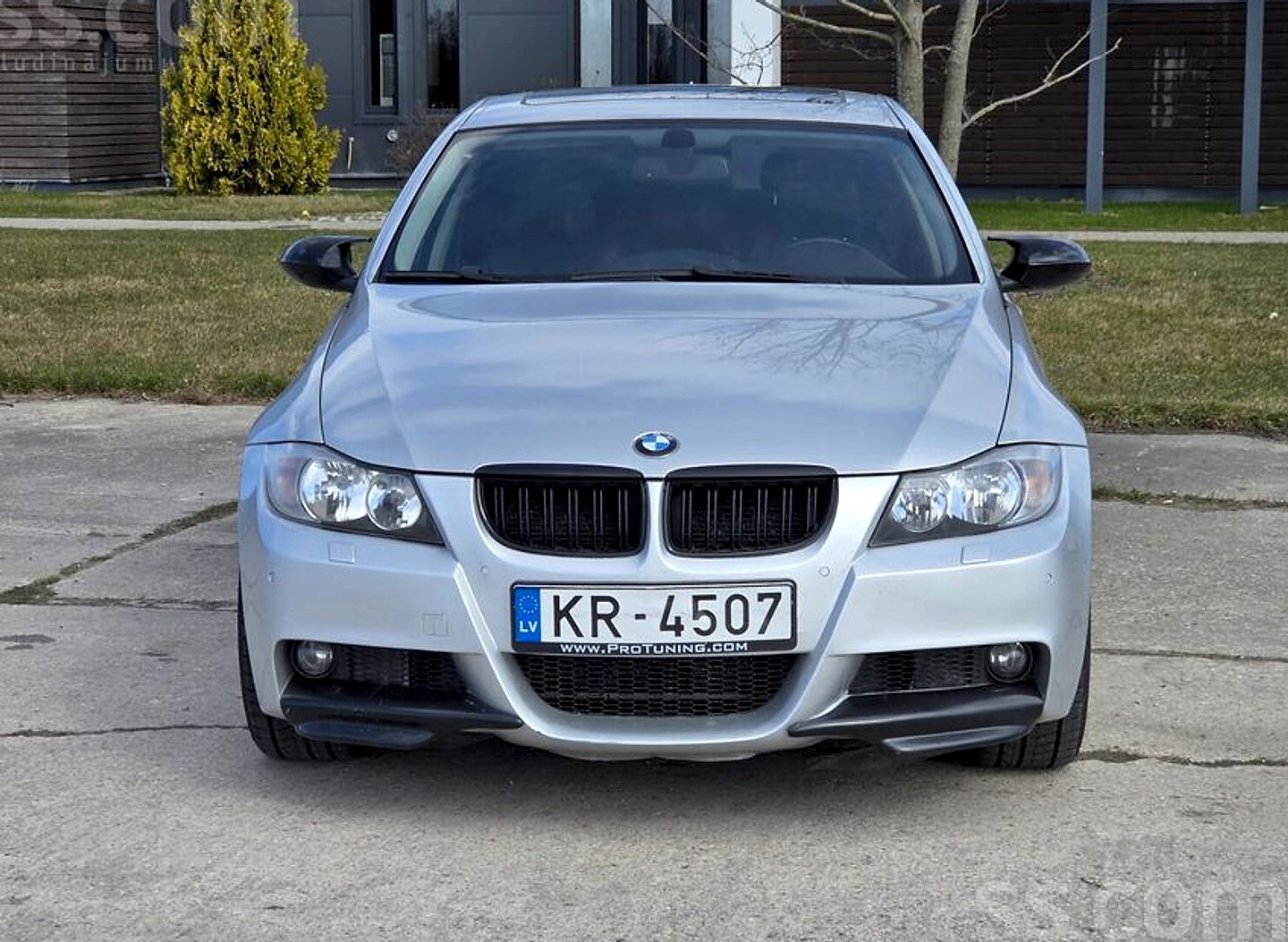BMW 320 — foto 2