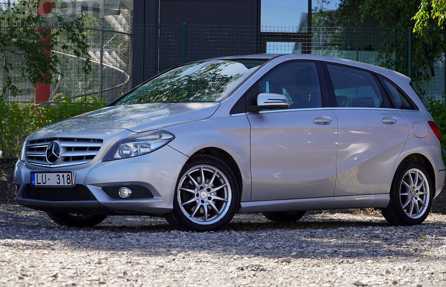 Mercedes-Benz B220 — foto 5
