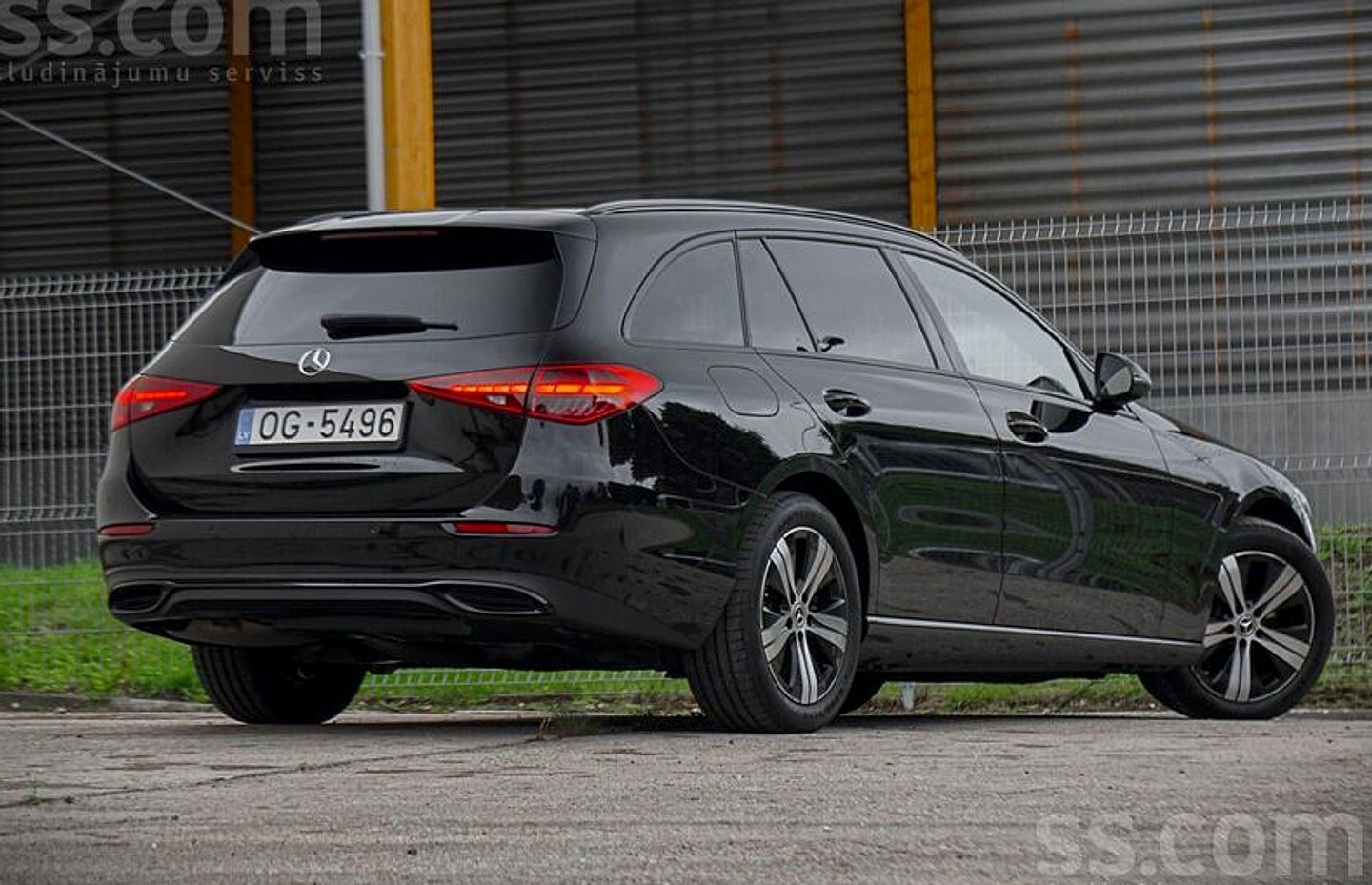 Mercedes-Benz C200 — foto 4