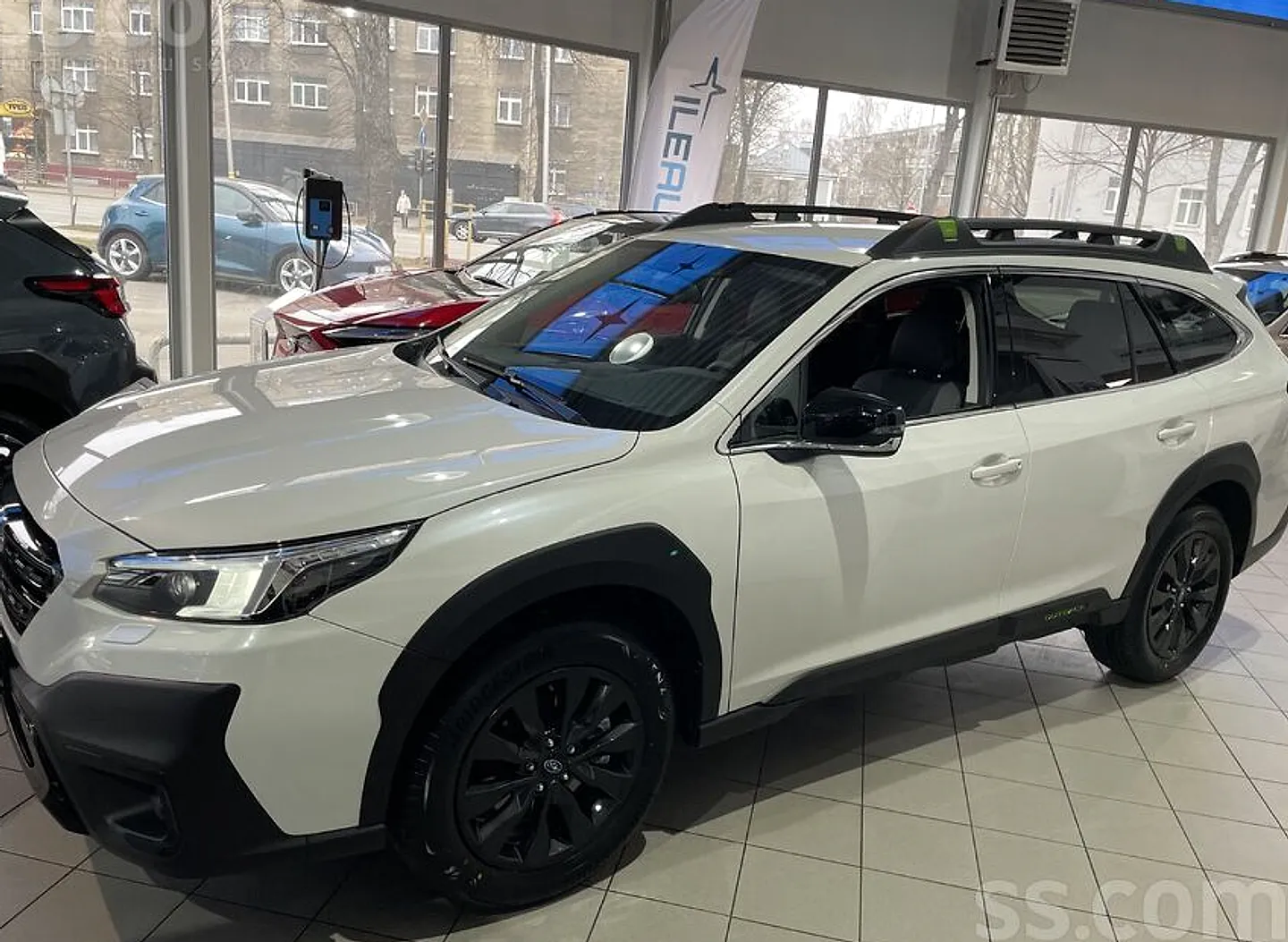 Subaru OUTBACK, 2026. gads