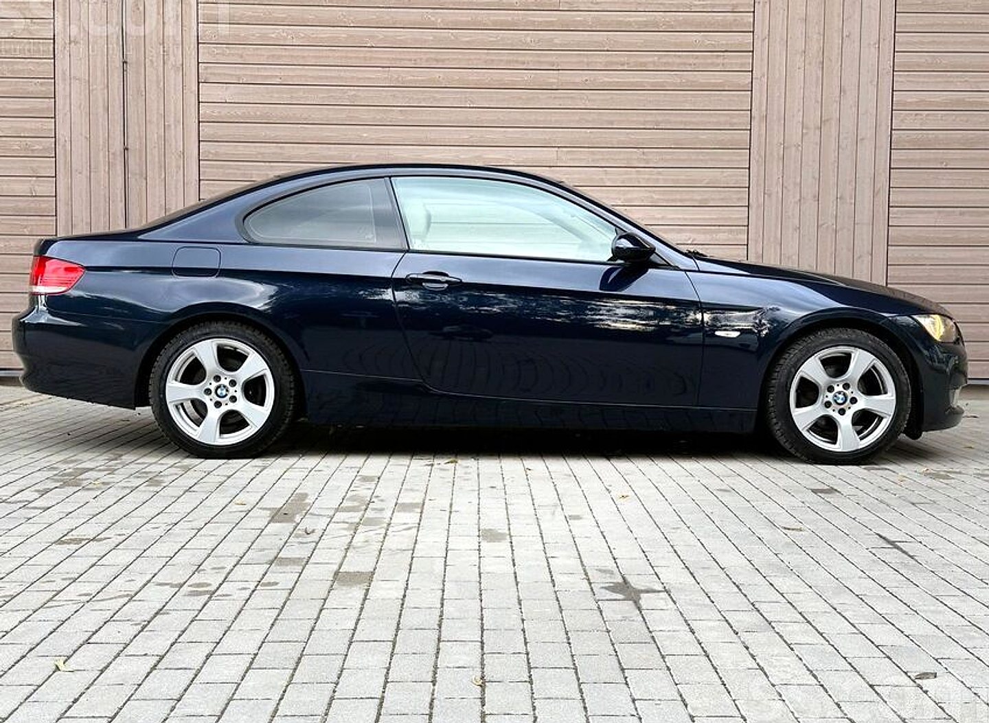 BMW 320 — foto 5