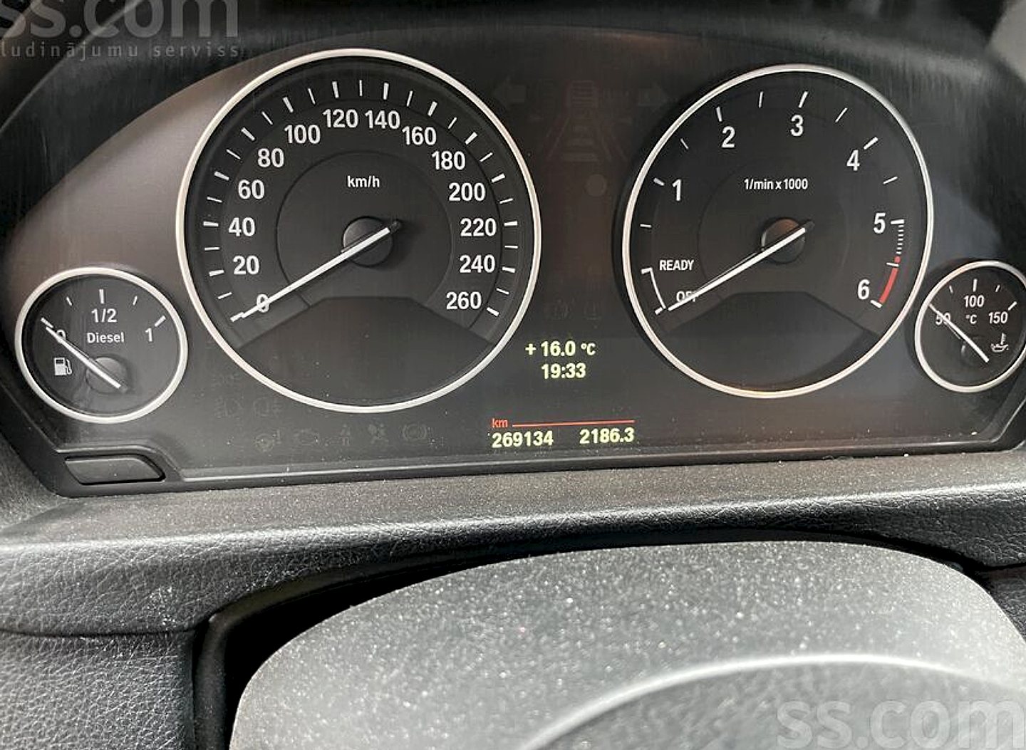 BMW 320 — foto 6