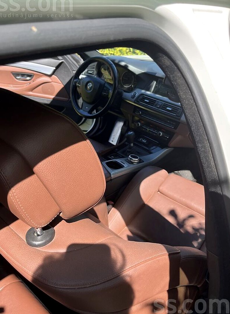 BMW 520 — foto 6