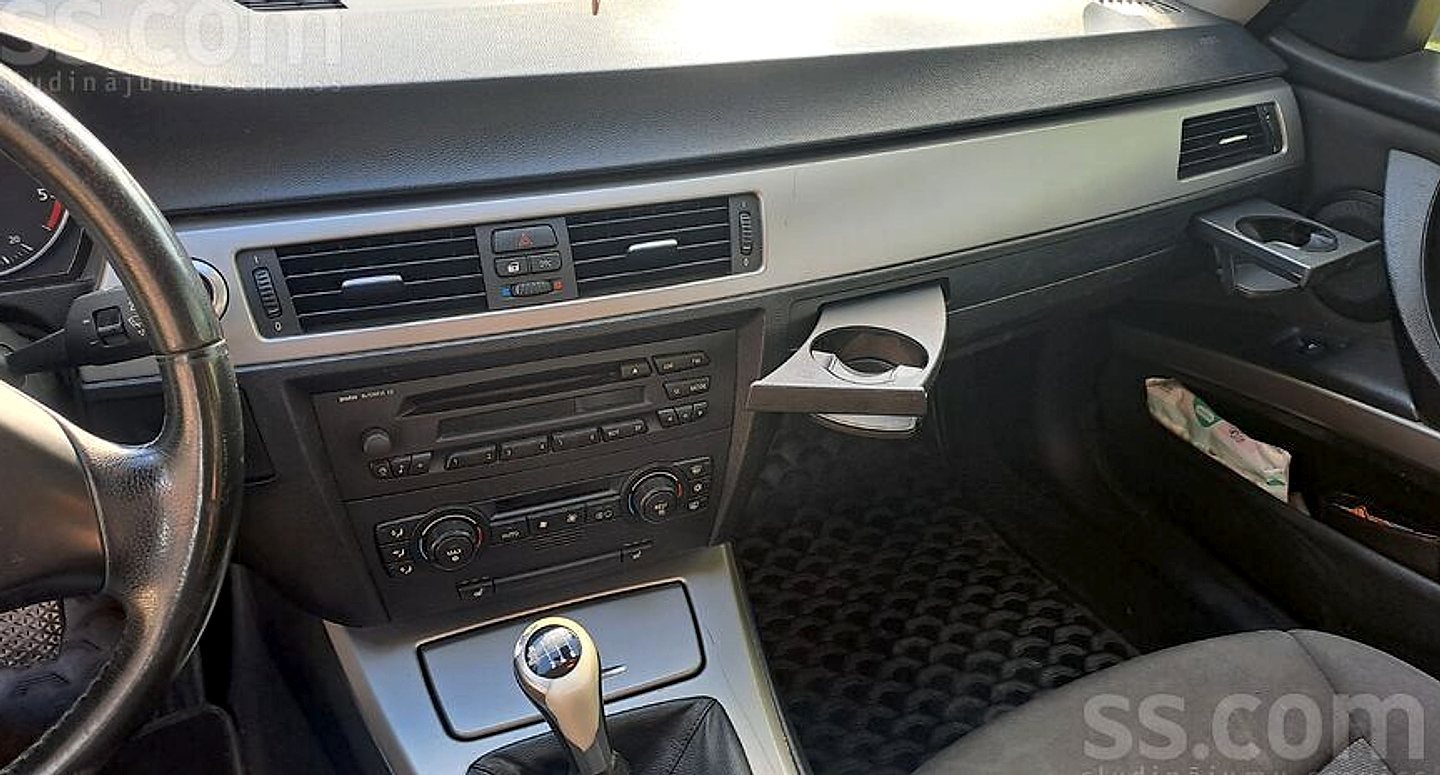 BMW 320 — foto 5