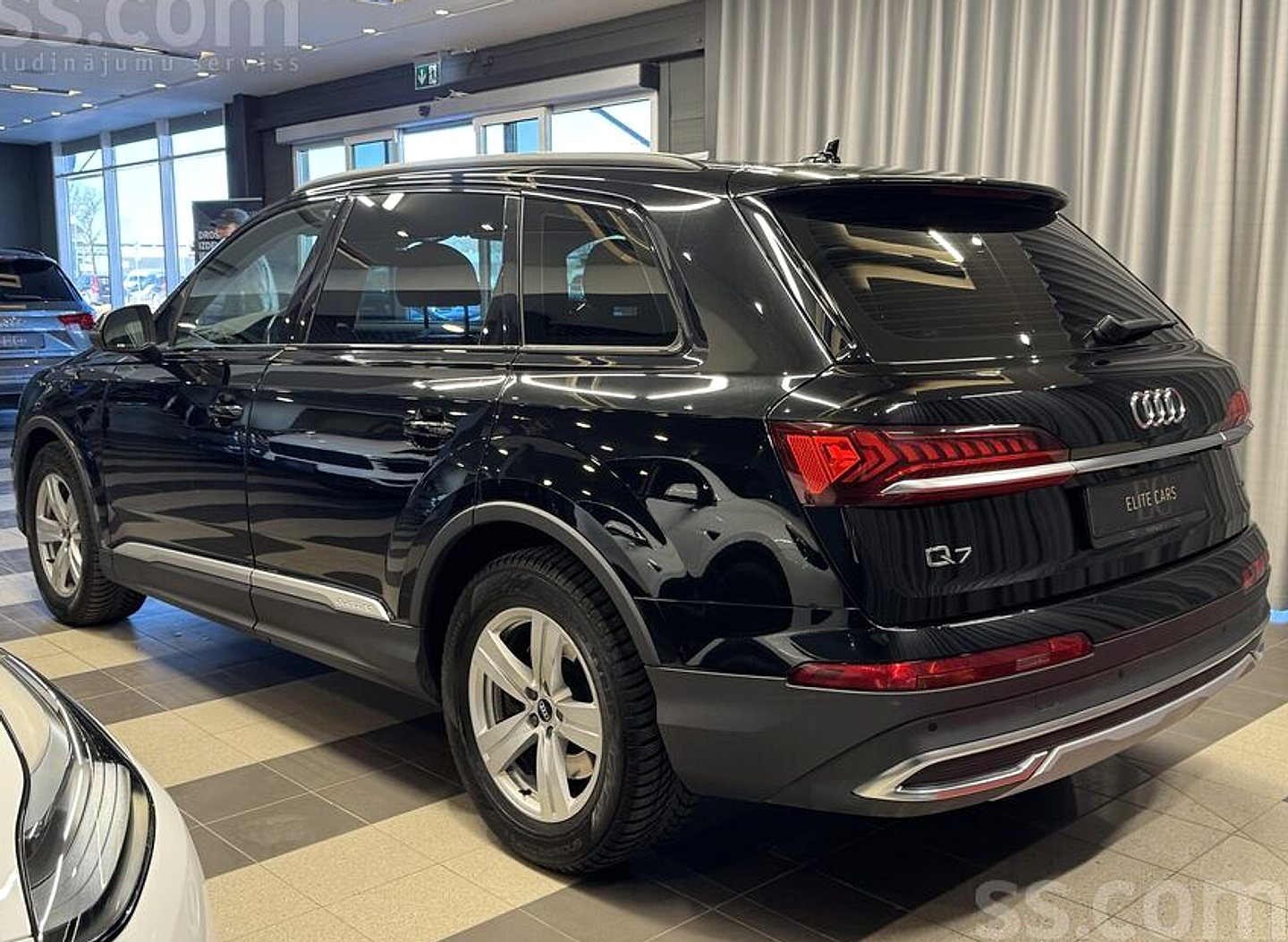 Audi Q7 — foto 6