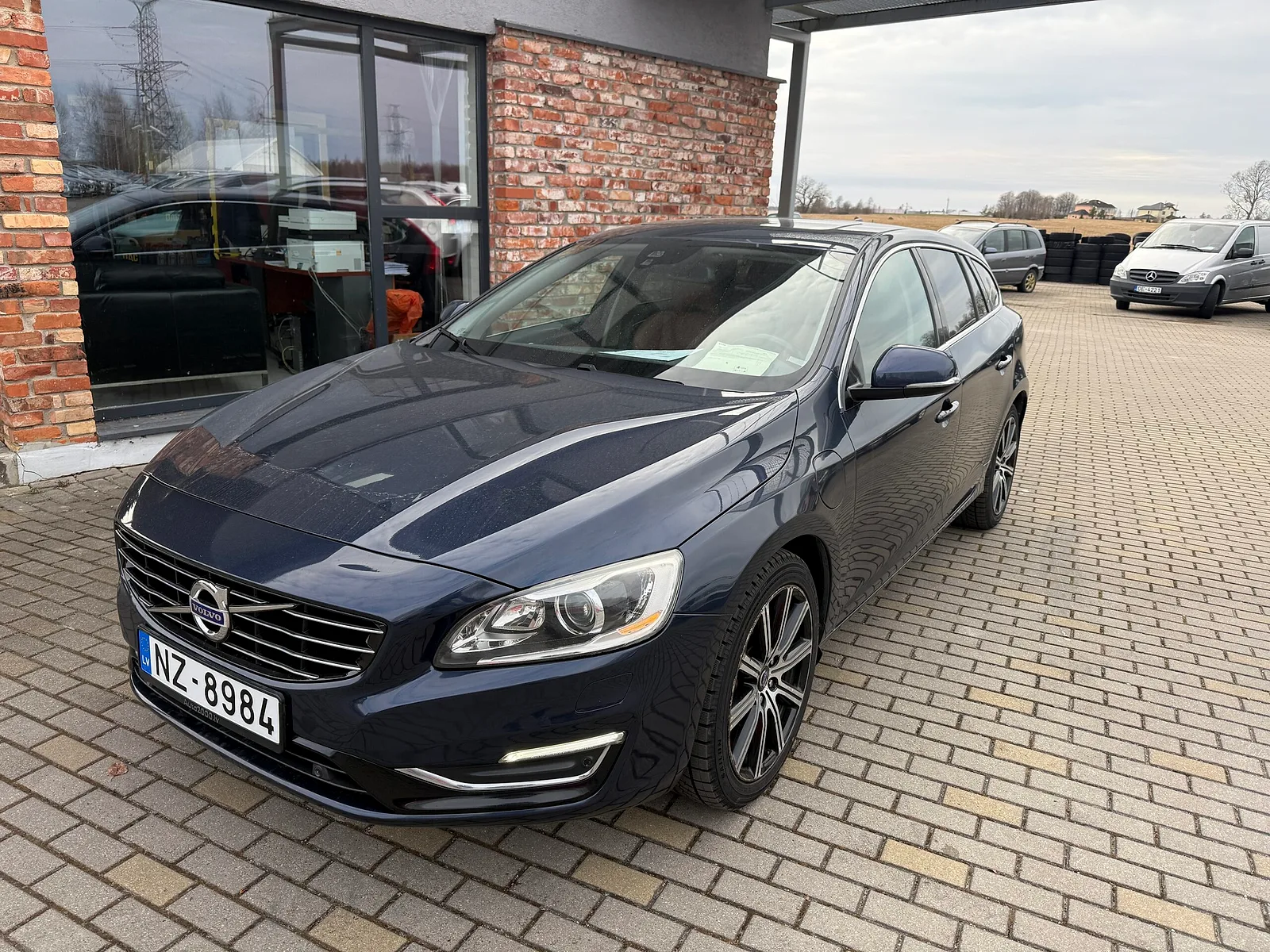 Volvo V60, 2014. gads