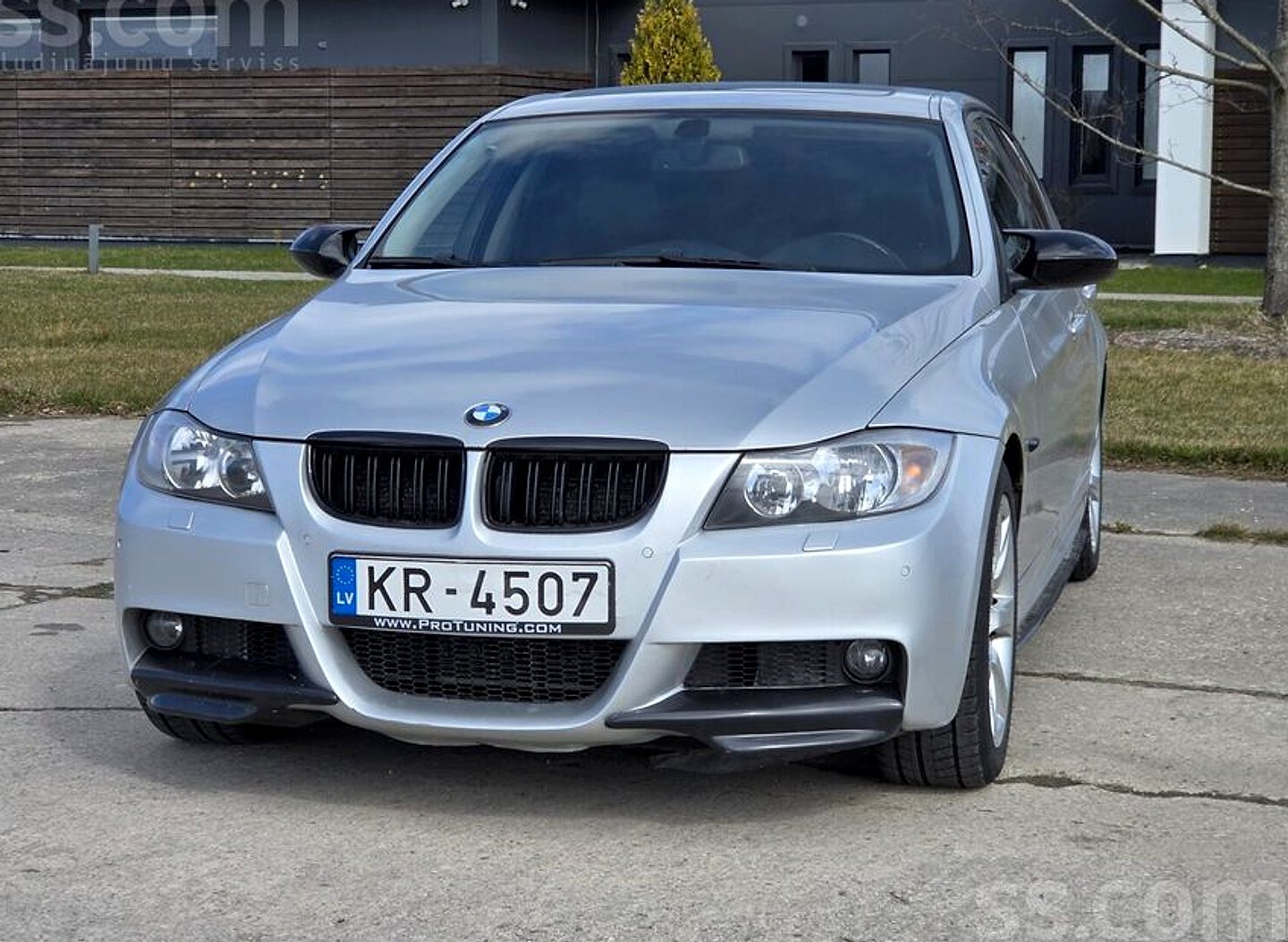 BMW 320 — foto 3