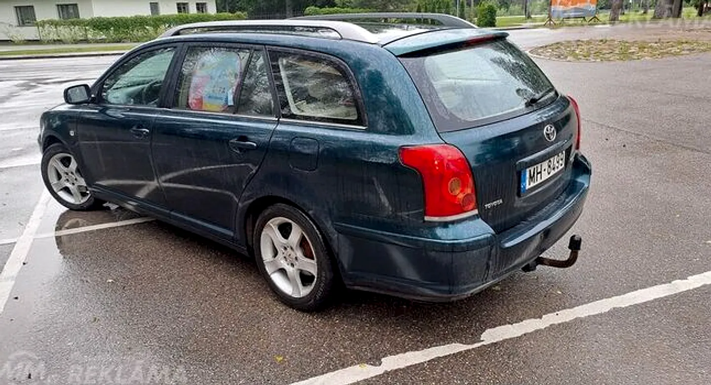 Toyota Avensis, 2005. gads