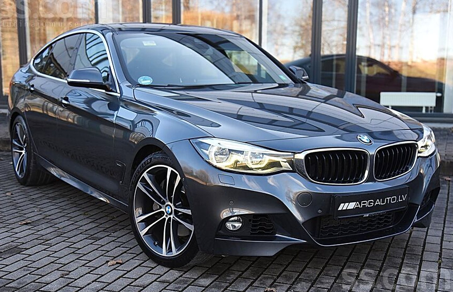 BMW 340, 2017. gads