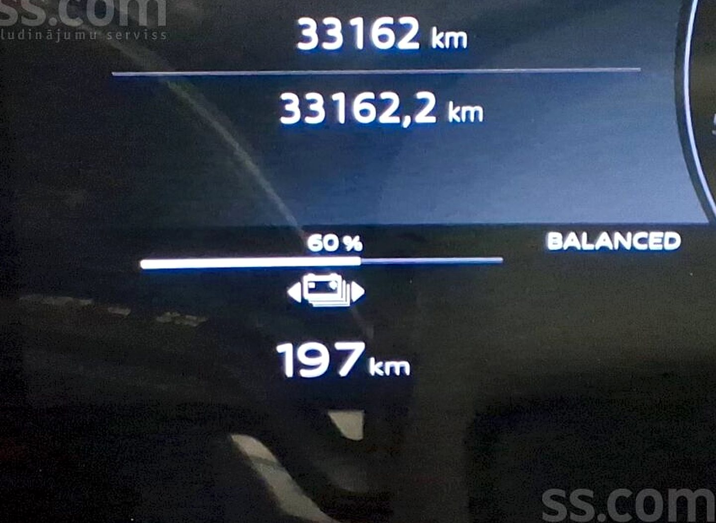 Audi E-tron — foto 5