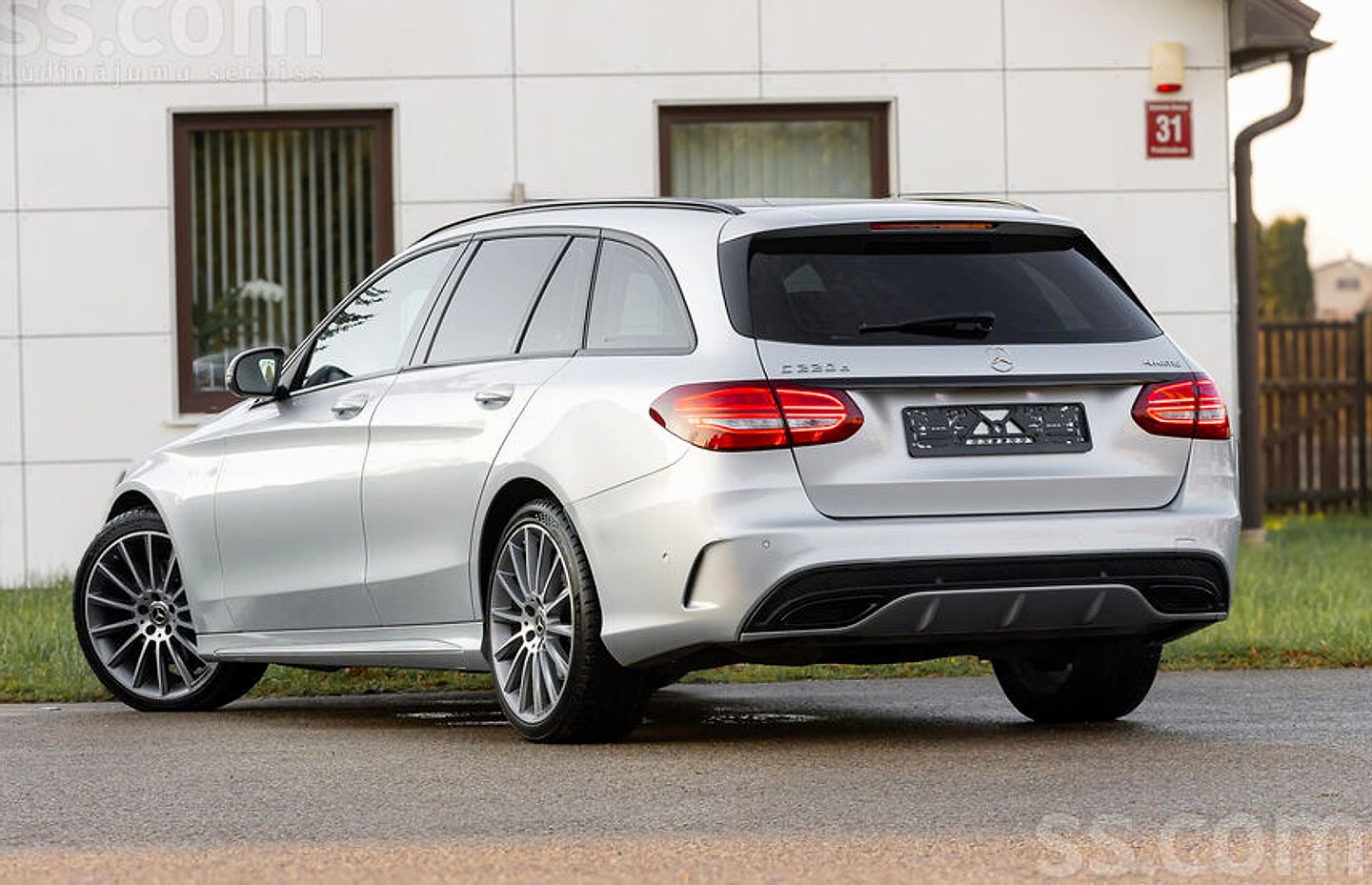 Mercedes-Benz C220 — foto 5