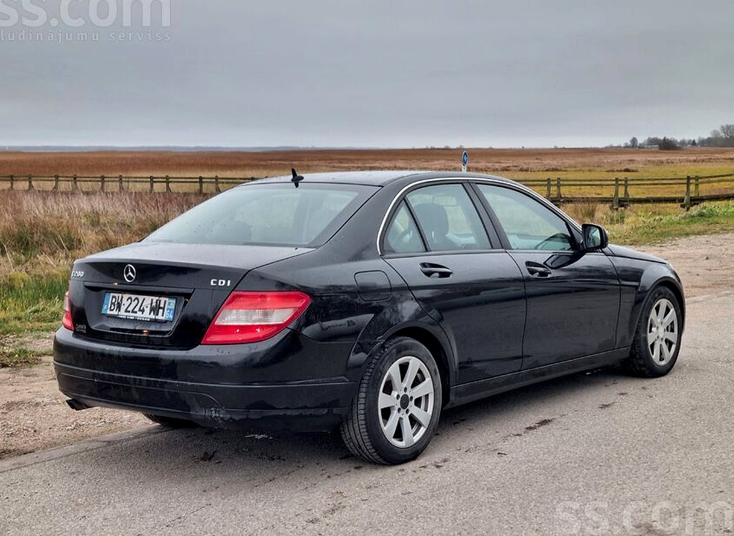 Mercedes-Benz C200 — foto 3