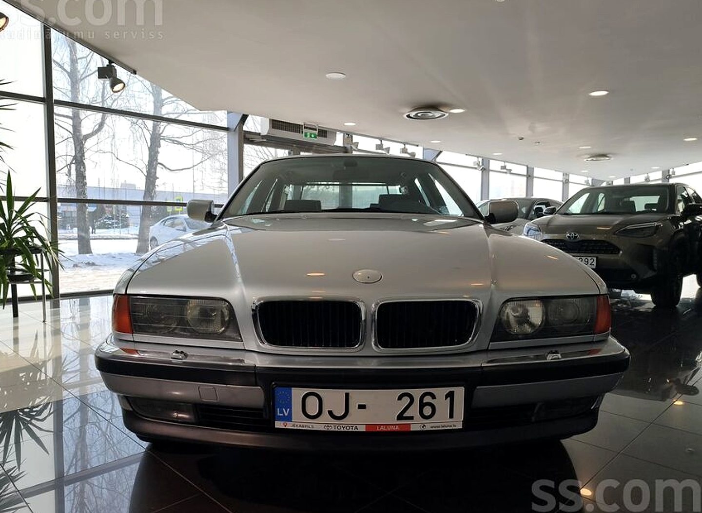 BMW 735 — foto 6