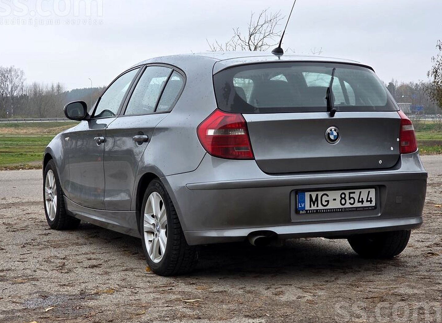 BMW 116 — foto 6