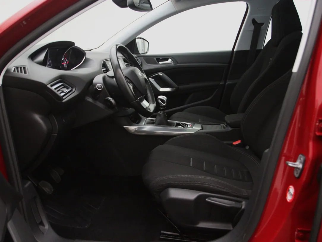 Peugeot 308 — foto 5