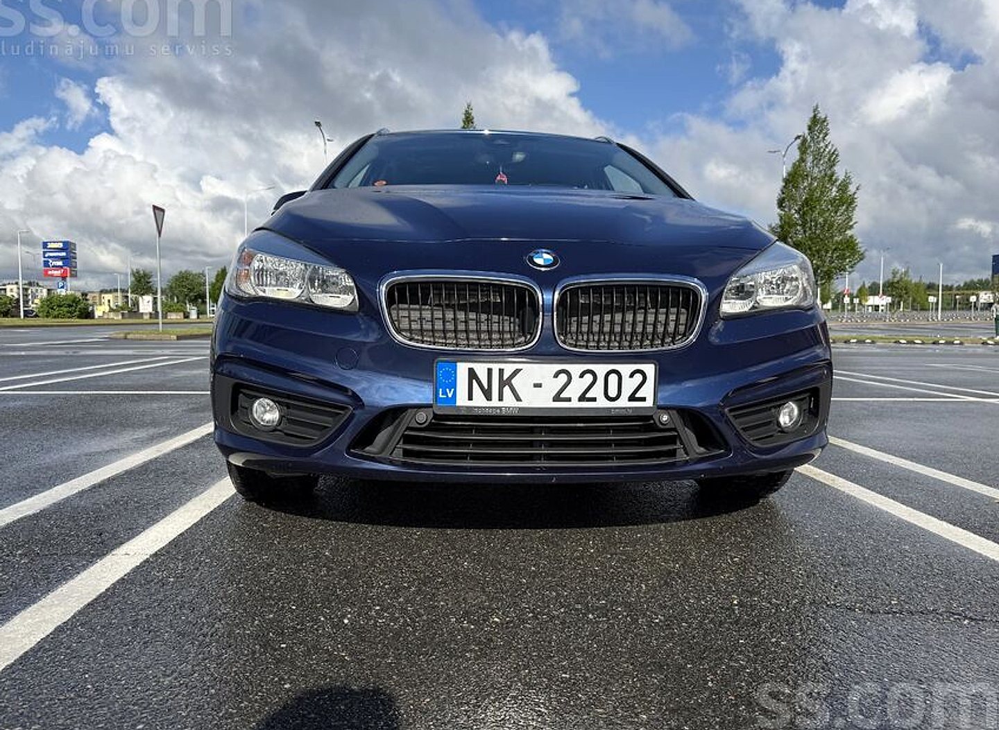 BMW 218 — foto 4