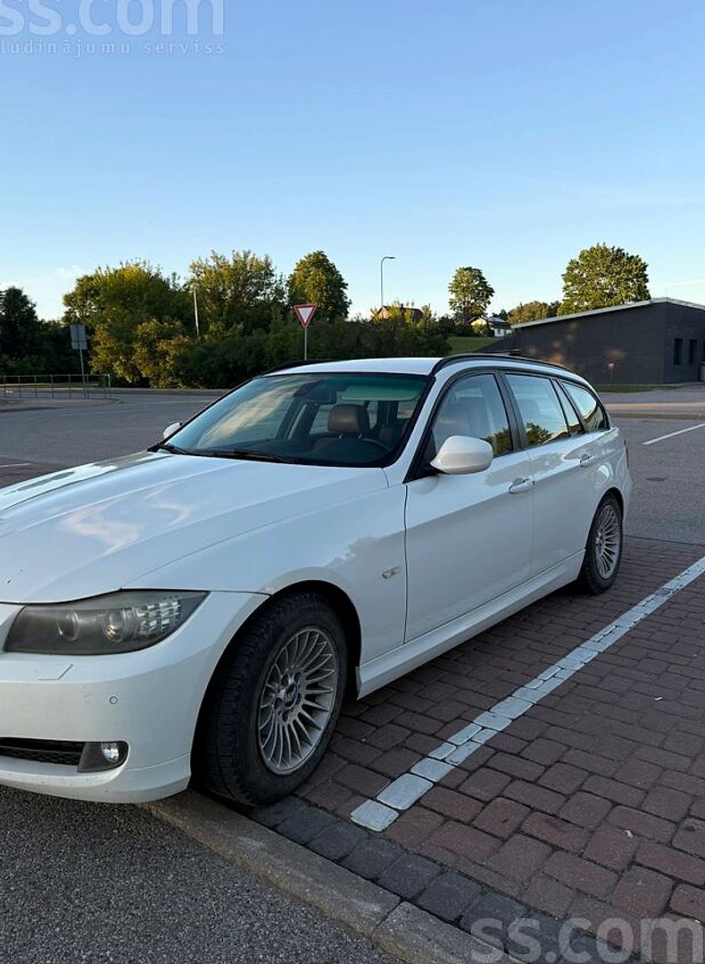 BMW 320 — foto 6