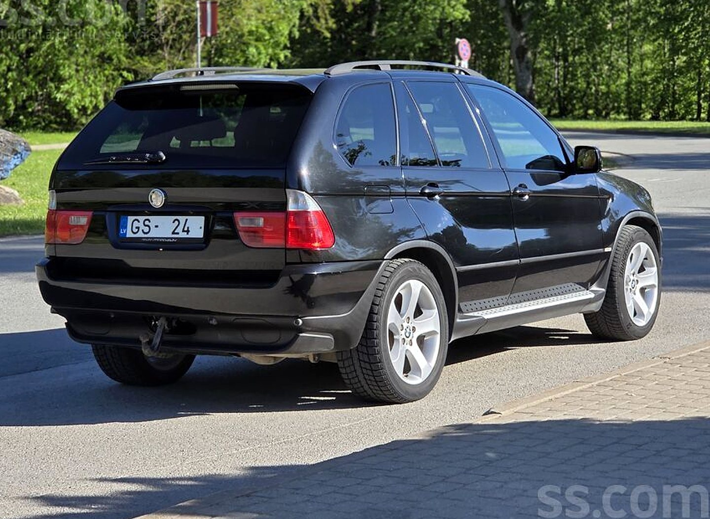 BMW X5 — foto 4