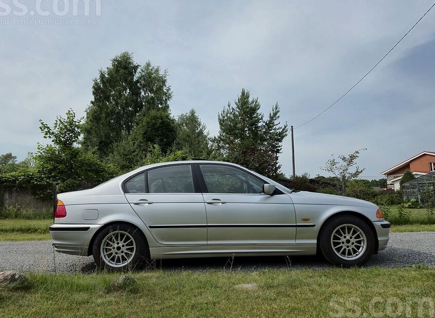 BMW 320 — foto 4