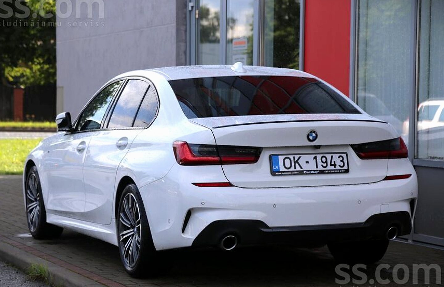 BMW 320 — foto 6