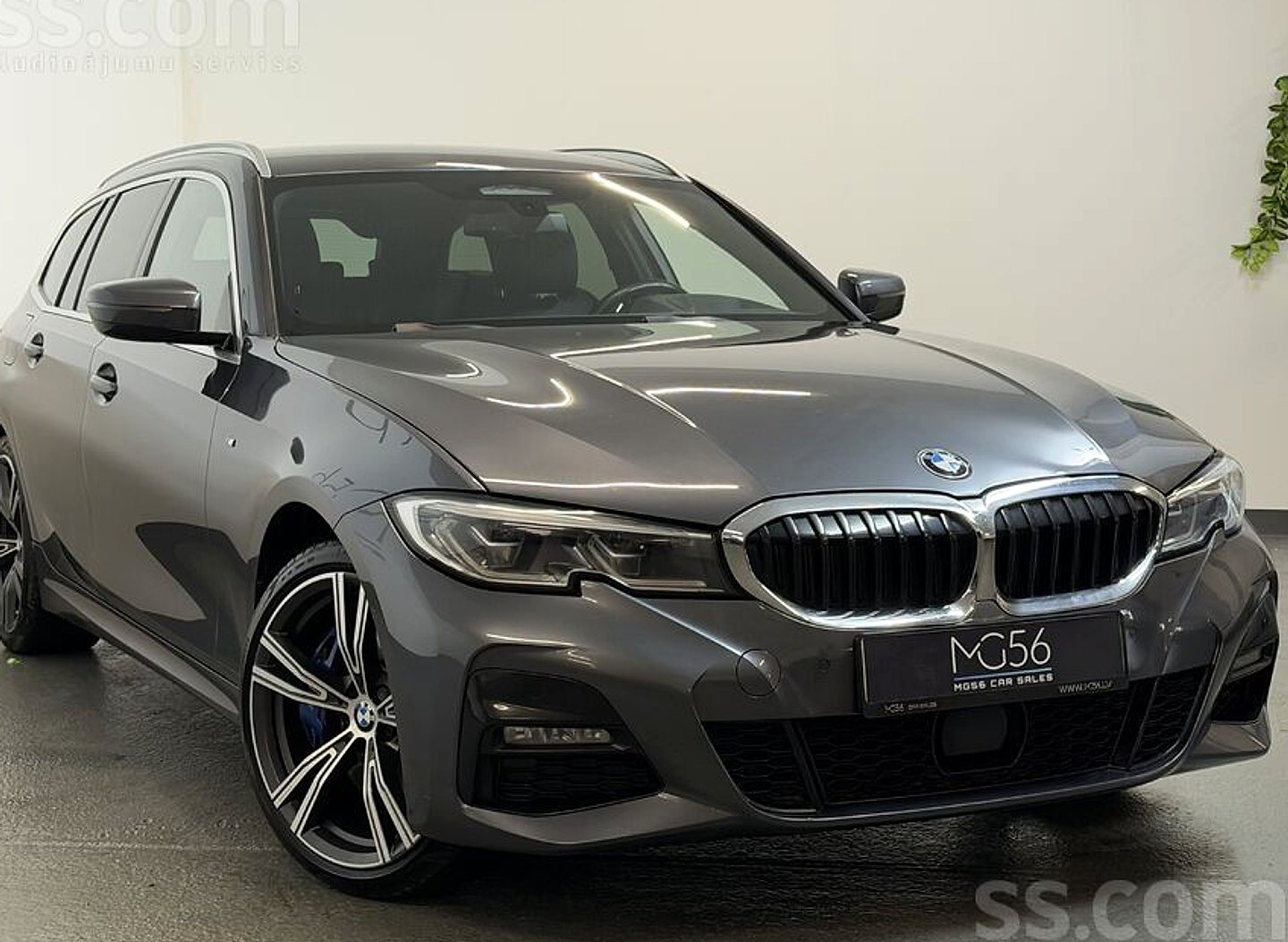 BMW 330 — foto 2