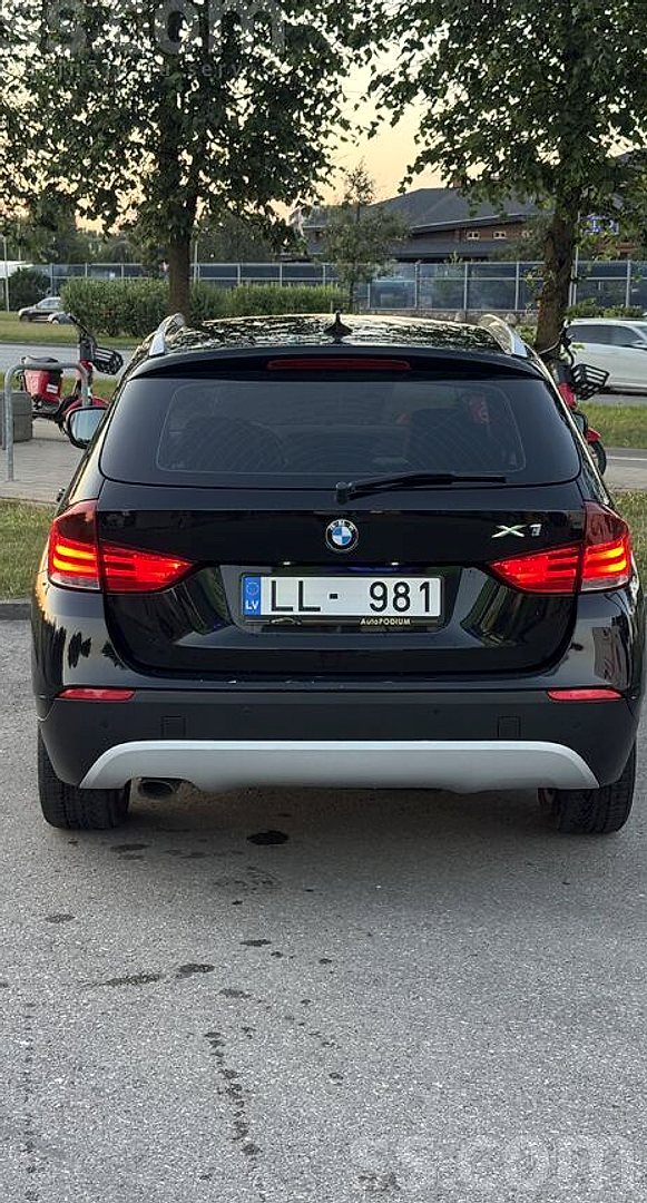 BMW X1 — foto 5