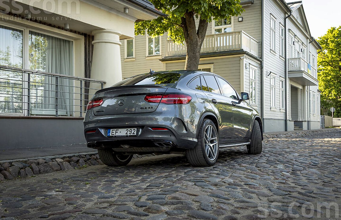 Mercedes-Benz GLE 43 AMG — foto 2
