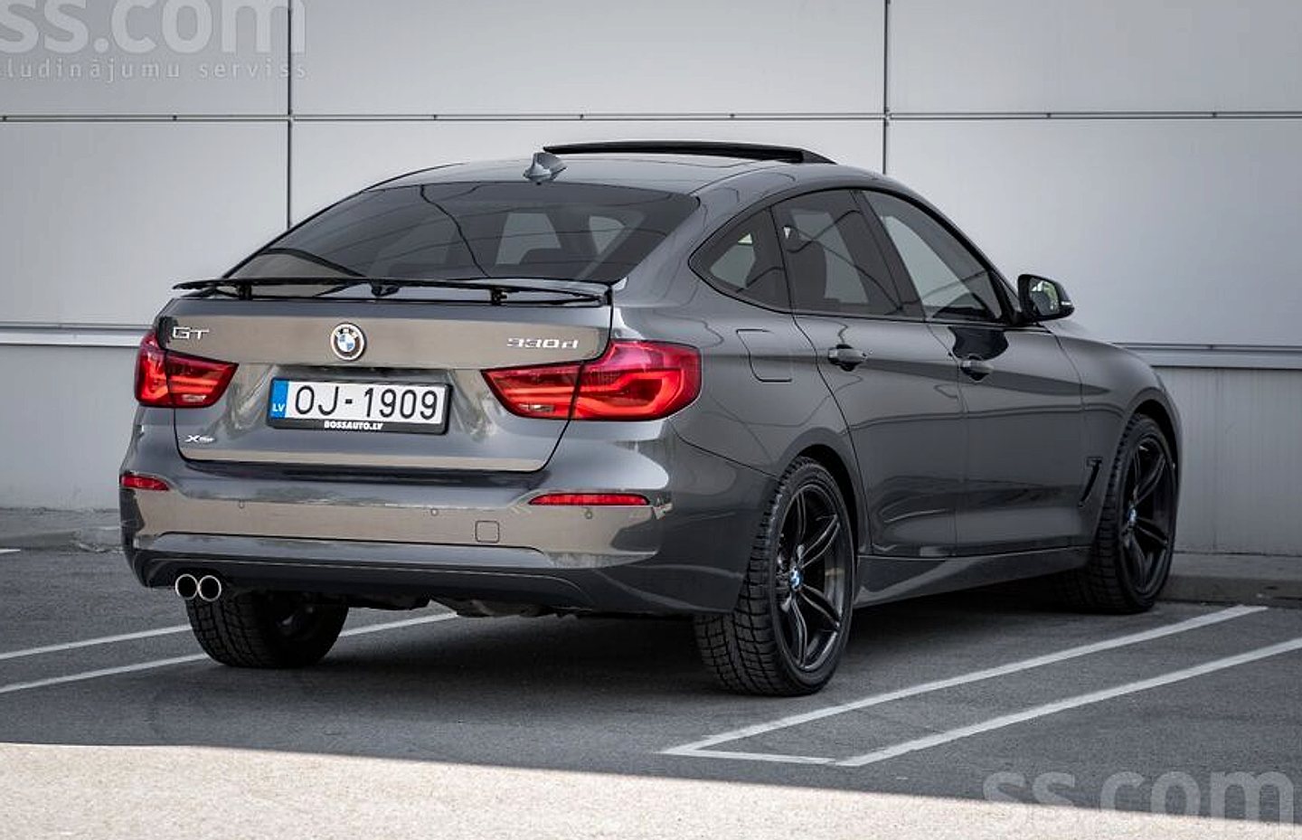 BMW 330 — foto 4