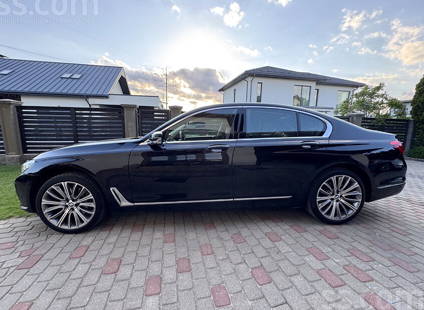 BMW 740 — foto 3