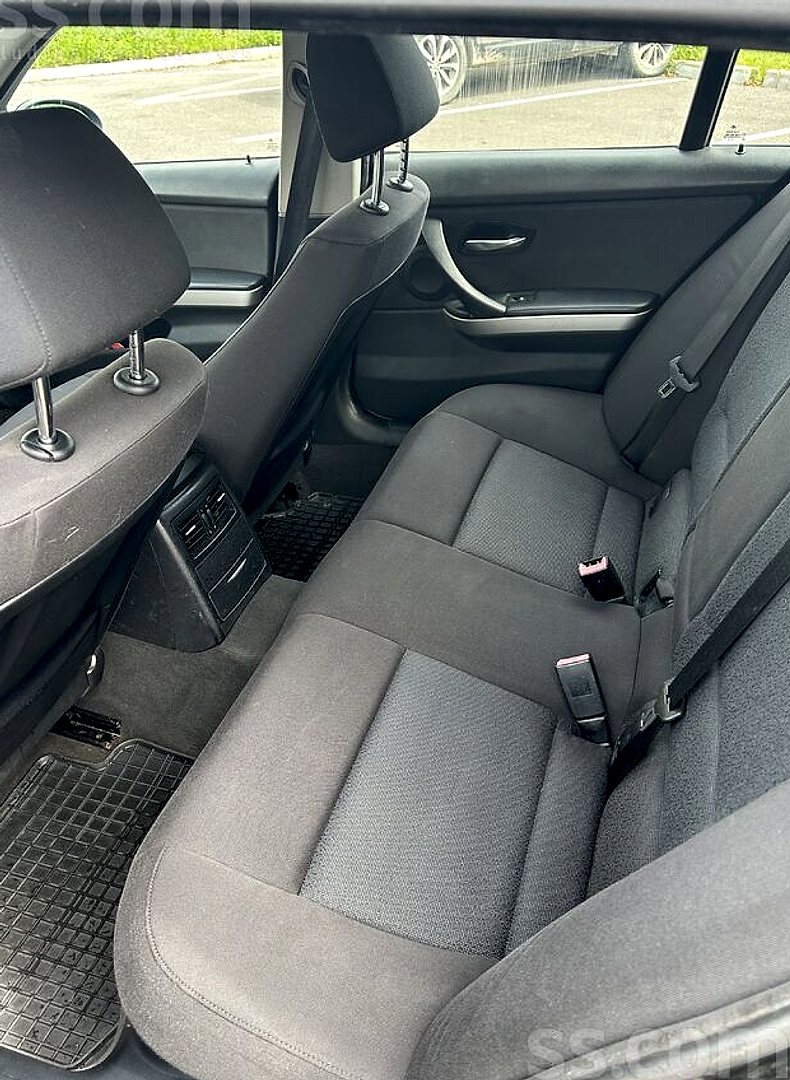 BMW 320 — foto 6