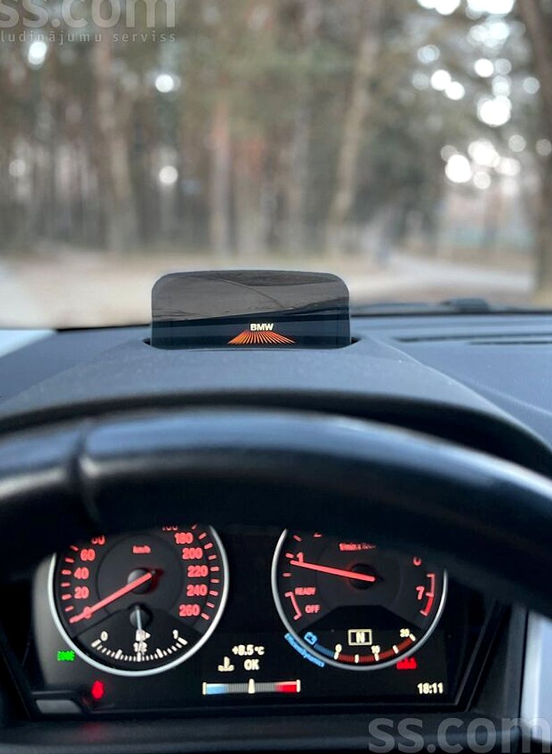 BMW 218 — foto 6