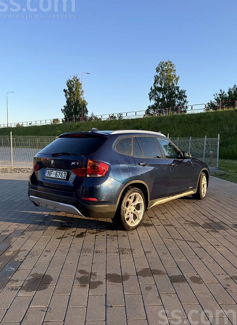 BMW X1 — foto 2