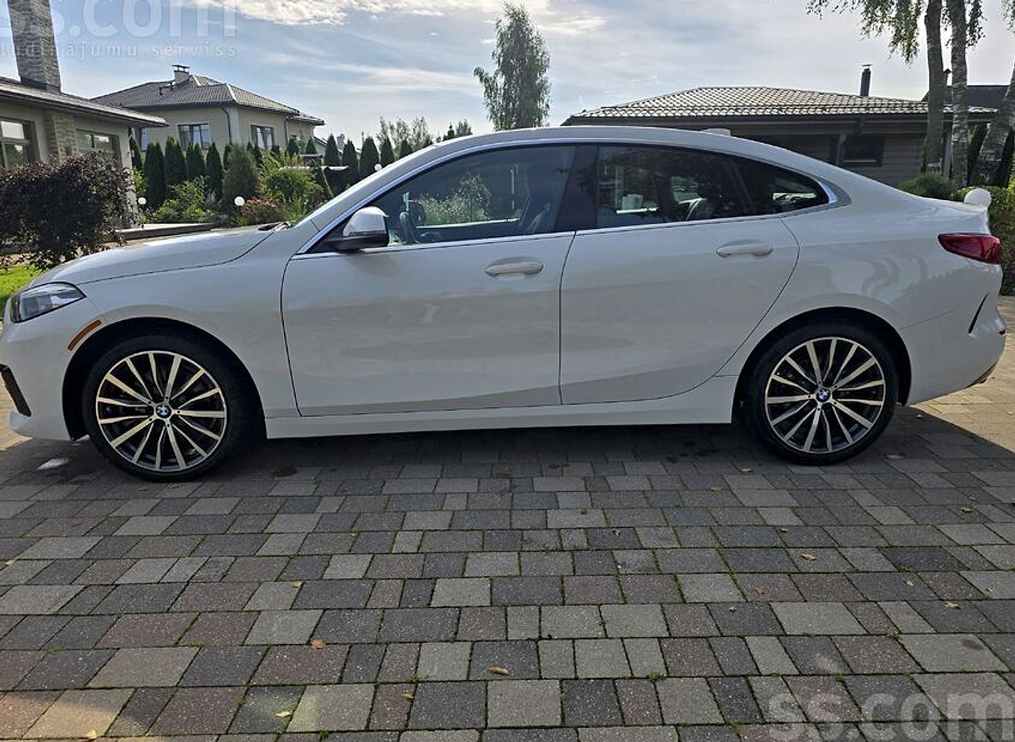 BMW 228 — foto 3