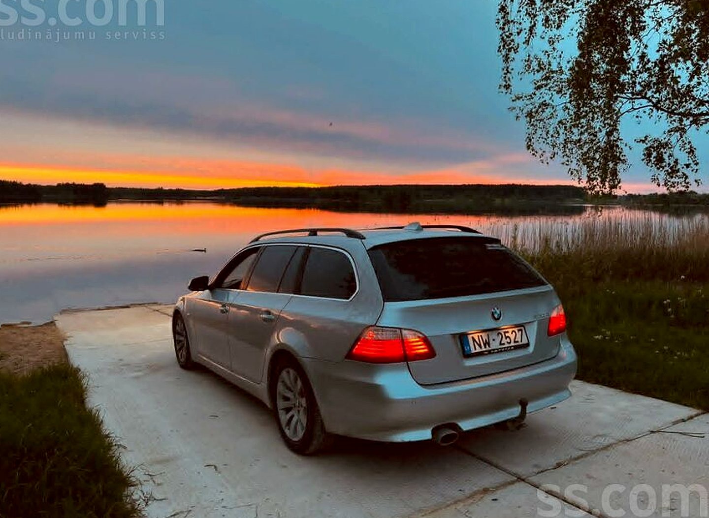BMW 520 — foto 3