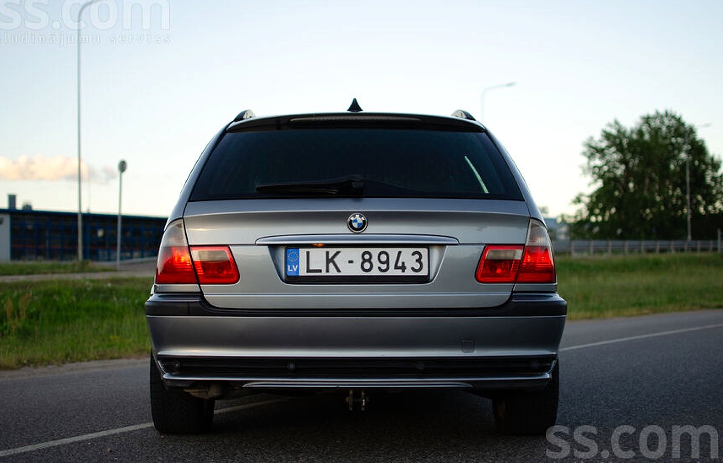 BMW 320 — foto 3