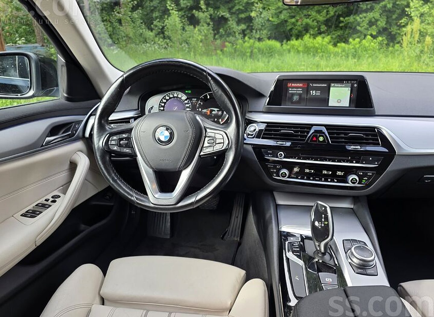 BMW 520 — foto 4